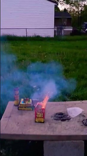TNT Red Hot Fountain x2 #fireworks #pyro