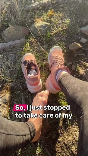 Your foot starts hurting mid-hike… 😩🥾