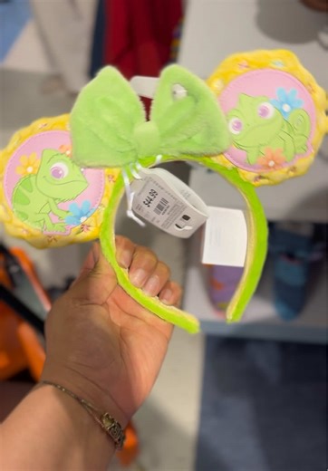 Shopping for Disney Merchandise