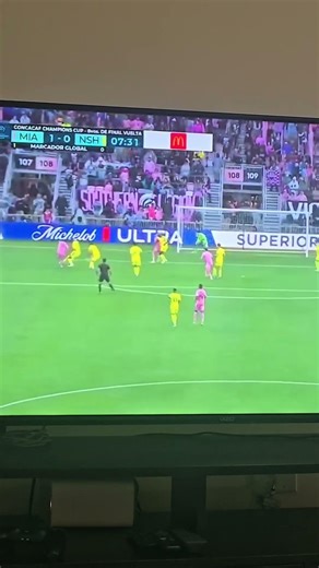 9️⃣⚽️⚽️ goals from the #goat This is how I enjoyed a historic goal from the best player in the wo...