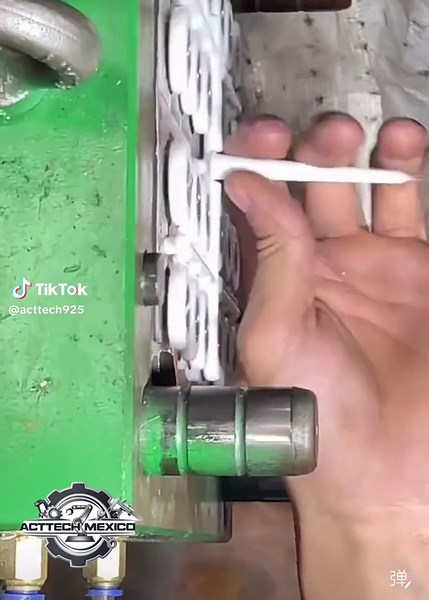 Bearing-Embedded Rubber Coated Pulley Roller