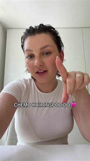 Haare länger aussehen lassen: einfache Chemo-Hair-Inspo