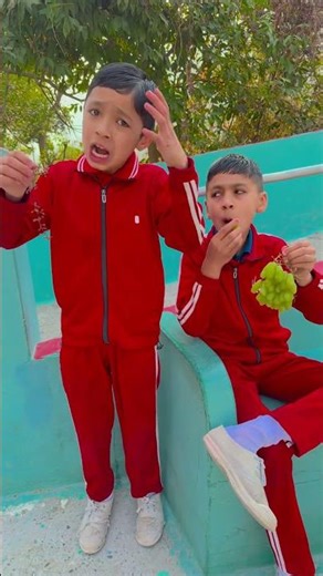 Papa mujhe grapes￼ khana hai 😟😀 #shorts #bgkifamily #trending