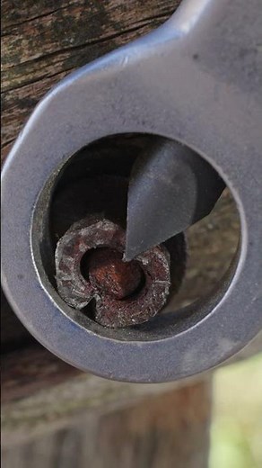 Step By Step On Removing Nuts & Bolts