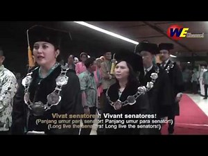 "Gaudeamus Igitur" dengan Syairnya (Translation in Indonesian and English)