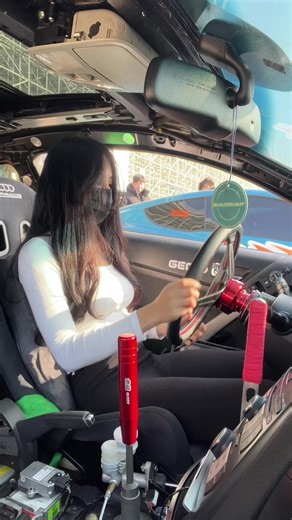 Exciting Tokyo Drift Car Racing with Korean Girl Driver