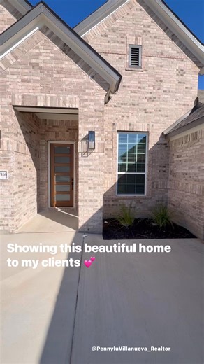 Pennylu Villanueva on Instagram: "Showing homes in Pflugerville today… and this one could be their new home just in time for Christmas 🎄✨ There’s nothing better than helping clients find a brand-new space. ✨ Let me help you find yours. DM or text 737.349.7366"