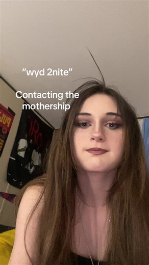 Speed trying not to laugh gif #tool #alien #meme #thisisfunnyIthink #fyp