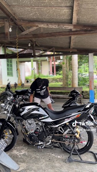 Modifikasi Scorpio 225: Video Cinematic dan Inspirasi