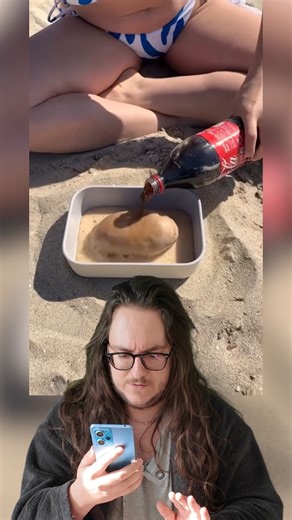 Sushi Nihiliste on Instagram: "ÉPISODE 510 • RECHARGER SON TEL AVEC UNE PATATE"