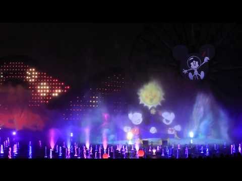 World Premiere of "World of Color - Celebrate!" [FULL HD VIDEO]