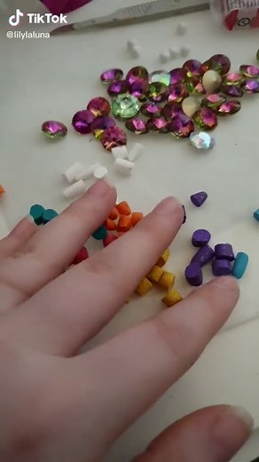 Fimo Rosen machen☺ #fimo #fimoclay #basteln #kreativ #virał #fyp #foryourpage #foryou #handmade