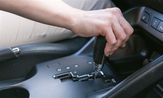 Is My Automatic Transmission Failing? Here Are the 5 Warning Signs You Shouldn't Ignore