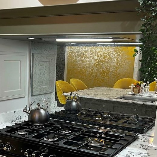 Nuvola Mirror Splashback from DIY Splashbacks #kitchendesign #kitchenremodel #splashback