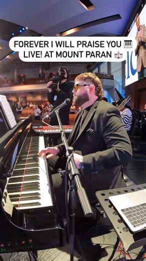 More CHURCH! Check out this great service opener “Forever I Will Praise You” written by @ryan_w_johns. #piano #music #church #gospel #yamaha #nord #praise #worship #juicyearzartists #marinocustoms #TheBuellInstitute #pianoplayer #pianomusic | Curt Buell
