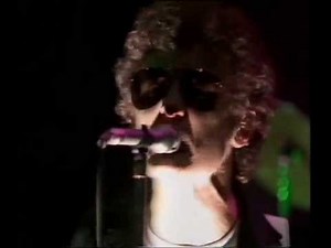 The Aliens - Confrontation