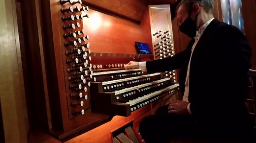 A beautiful organ rendition of Hark! The Herald Angels Sing. Hear even more holiday music from the Dallas Symphony Orchestra by watching Christmas Pops! at 9 p.m. tonight on WFAA and wfaa.com. | WFAA