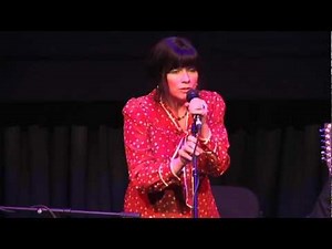 Cathy Jordan - Clip 1: In Curraghroe: Traditional Irish Music from LiveTrad.com