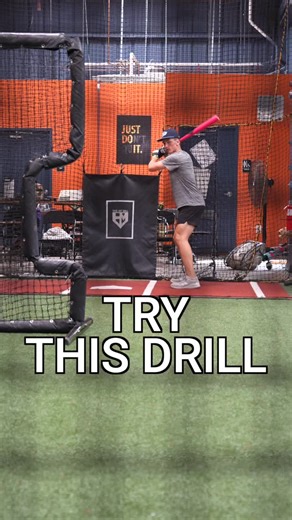 The Hit Mill on Instagram: "Forward bend (hinge) should turn directly into side bend (tilt). This keeps the chest over the plate and your eyes behind the ball - allowing hitters to maintain barrel direction through the middle of the field. ⁠ ⁠ Try it out.⁠ ⁠ @hossjobhitting"