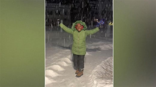 Jamaican mom's 1st experience with snow goes viral