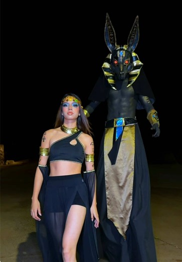Disfraz casero de Anubis para Halloween