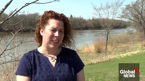 Manitoba’s aquatic invasive species expert shares tips on how to stop the spread of zebra muscles
