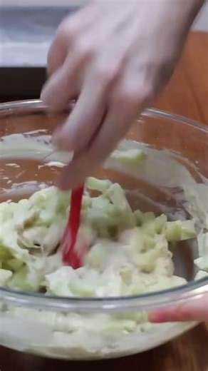 Amazing apple coffee cake