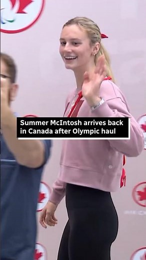 Summer McIntosh arrives back in Canada after Olympic haul