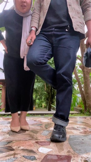 Fitting Review of Sage Denim and Asics Sneakers