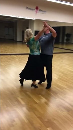 Silver Foxtrot routine- open right turn, gem