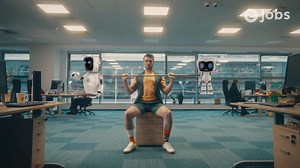 De 25 ani livrăm joburi potrivite pentru tine. Și nu dăm niciun semn...