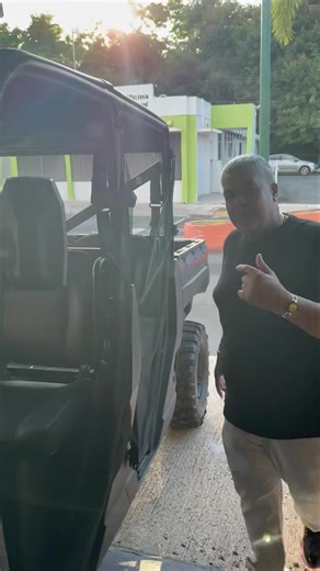 2.4K views · 51 reactions | Cliente satisfecho Full PRV Llama Tel. (787) 257-2185 Cel. (787) 608-0899 Website: https://carolinamusiccenterpr.com Tenemos financiamiento disponible Para solicitar te dejo los links  Progressive: https://prg.llc/3vNQRn6 Acima: https://acima.us/1fhsfNEWJbzYsRbo #carolinamusiccenter #nohacemosporquerias #systemaudio #trabajoscustom #polaris #PolarisRanger | Carolina Music Center - en Carolina | Facebook