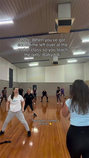 Fergie dance tutorial: step-by-step for the viral chugging move