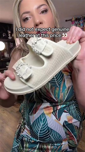 genuine leather sandals that feel like clouds on your feet 😭🤍 the Project Cloud Genuine Leather Slide Sandals in off white and she goes with everything #ProjectCloud #GenuineLeather #SlideSandals #SummerSandals #TikTokShopCreatorPicks
