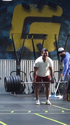 32 kg Mop 😅 #workout #viral #anatoly #fyp #prank-000 #gym #funny | Jon Nelson