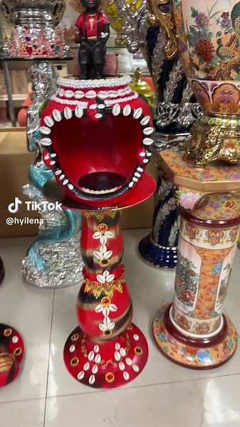 Botanica Casitas para Elegua: Artículos Religiosos