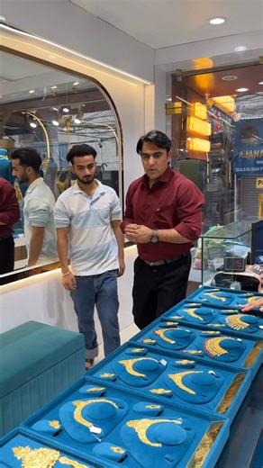 Mohmad mussahid on Instagram: "📱: 9540001587, 9540001556 SAHA JEWELLERS 📍Location : Shop no. 2509, Gali no. 7 & 8, Gurudwara Rd, Karol Bagh, New Delhi - 110005 🚇 Nearest Metro Station : Karol Bagh (Blue Line) 📱Phone : 9540001587, 9540001556 . . . . . #jewellery #jewellerydesign #1gramgoldjewellery #1gramgold #artificialjewellery sahajewellers karolbagh goldplatedjewellery"