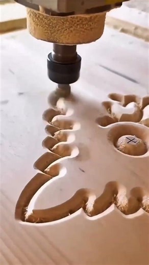 Cutting a wooden plank into decorative objects using an automatic machine #woodworking #viralshorts