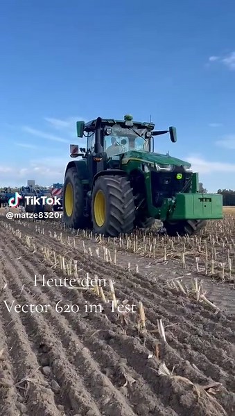 John Deere 8R and Fendt 8320R Tractor Test Review
