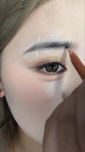 Master Eyebrow Drawing Easily! Learn the Perfect Line Brow Technique for Beginners#shorts#eyemakeup