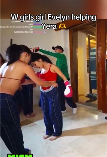W Eve and Yera #yera #evelynortiz #wendyortiz #fyp #viral | wendy and eve boxing
