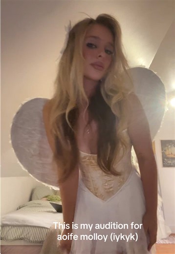 THROWBACK HALLWEEN PLSSSS either that or I’ll be sookie x also no one take this seriously pls I just thought the angel outfit was ironic 🤧🤧🤧 #bot #boysoftommen #aoifemolloy #booktok #binding13