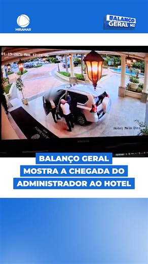 🚨EXCLUSIVO: BALANÇO GERAL MOSTRA A CHEGADA DO ADMINISTRADOR PEDRO REIS AO HOTEL O Balanço Geral divulgou imagens exclusivas que mostram o momento em que o executivo entra num estabelecimento comercial, adquire um raticida e dirige-se ao hotel. Ao sair do carro, o administrador português, Pedro Ferraz Reis, quase tropeça antes de seguir directamente para o interior do hotel, sem parar, faz uma rápida saudação ao recepcionista. Segundos depois, é registado no corredor que dá acesso à casa de banh