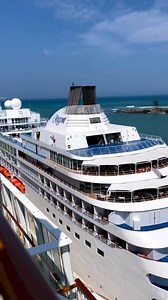 Stacked parking in the Dominican Republic 😎😳 Want to Join Joe Bonamassa on his next cruise? Click here for the full details: https://joeb.me/CruiseIX | Joe Bonamassa