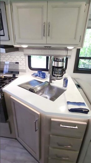 Sleeps 7… But Only If You Like Each Other! | 2026 ACE 32B