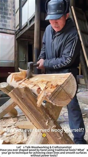 Shaping Wood – Carving with Axe and Knife! 🪓