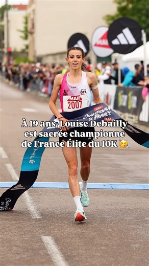 À 19 ans, Louise Debailly est sacrée championne de France Élite du 10 kilomètres ! ✨💫