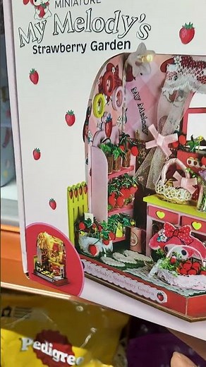 Les miniatures Hello Kitty action sont la #action #hellokitty