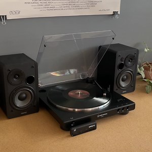 Looking for a first turntable setup? Check out our Audio-Technica LP60x #ttlsetup w/ Edifier R1280DB speakers. Built-in preamp (no amplifier required), EQ, remote, Bluetooth input so you can stream when you’re not listening to vinyl; everything you need is in the box! ↳ get yours here: turntablelab.com/BeginnerSetup | Turntable Lab | Facebook