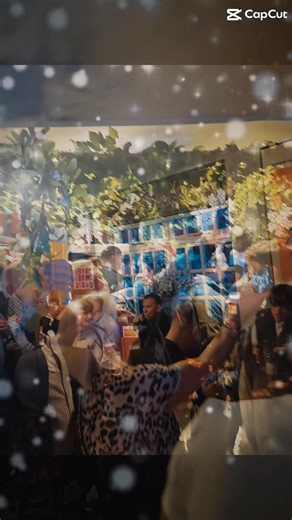 What amazing weekend we had had here at the castle 🏰 🤩😬❤️ nothing but laughter dancing and good times with friends 🥰 Want to wish you all a very merry Christmas 🎄 love from us all here at the castle ❤️😘 | The Castle Clitheroe